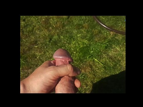 ❤️ Faigheann hottie te a pussy bándearg fucked agus cums le squirt i ghairdín samhraidh ☑  Porn  ag porn % ga.milfnut-net.ru%  ☑